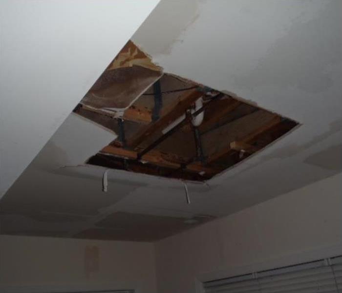 Pipe burst in a ceiling